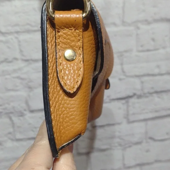 Vera Pelle Leather Crossbody Bag - Picture 5 of 16